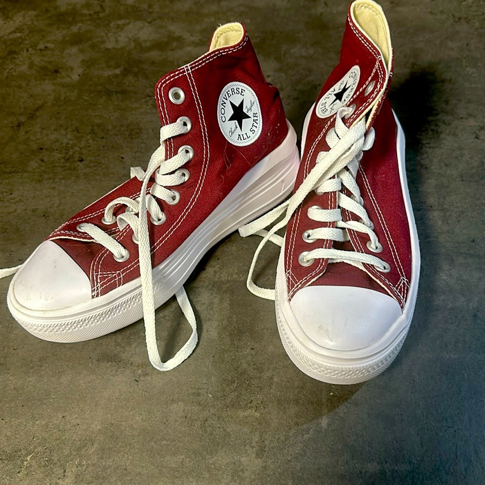 Maroon Converse All Star